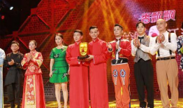 笑傲江湖冠军麻豆,荣耀之路，时尚风采